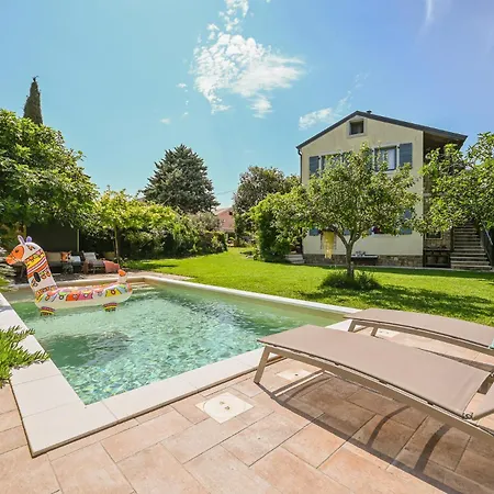 Apartma Medosi Apartmán *