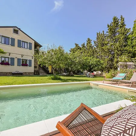 Apartma Medosi Apartamento