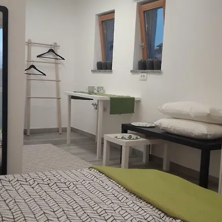 Apartment Apartma Medosi *